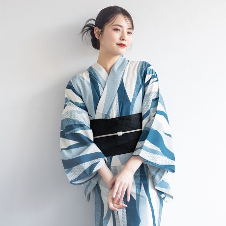 [^:sbn01-ynset0102]Ăʂ郌fB[X߃ZbgR[fBl[gς݂̗2_ZbgłBn͕ςDŁAЂƂGŁAzƑ̑@ۂCoolPassgpĂ܂BKxȓƌyŁAMC⎼CƓĂ܂BՂԉΑȂǉĂ̂o̍ہÂ钅Sn܂Bdďオł̂ŁA͂シɂ܂Bт́ÂɊČŌł^Cv̑тƂȂ܂Bѕɂ葽ʂȃAW\łB