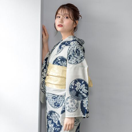 [^:sbn01-ynset0103]Ăʂ郌fB[X߃ZbgR[fBl[gς݂̗2_ZbgłBn͕ςDŁAЂƂGŁAzƑ̑@ۂCoolPassgpĂ܂BKxȓƌyŁAMC⎼CƓĂ܂BՂԉΑȂǉĂ̂o̍ہÂ钅Sn܂Bdďオł̂ŁA͂シɂ܂Bт́ÂɊČŌł^Cv̑тƂȂ܂Bѕɂ葽ʂȃAW\łB