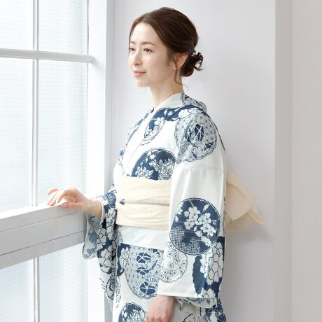 [^:sbn01-ynset0119]fB[X2_ZbgR[fBl[gς݂̗2_ZbgłBn͕ςDŁAЂƂGŁAzƑ̑@ۂCoolPassgpĂ܂BKxȓƌyŁAMC⎼CƓĂ܂BՂԉΑȂǉĂ̂o̍ہÂ钅Sn܂Bdďオł̂ŁA͂シɂ܂Bт́ÂɊČŌł^Cv̑тƂȂ܂Bѕɂ葽ʂȃAW\łBĂ̂ՂԉΑȂǂŁA₩Ŕpy݂Bagh̍Ő[ɁBwfloro by SOUBIENxit[j́Aڂ䂭agh̍Ő[ɒǂ߁Au~vuĂ݂voÅSOUBIEÑvCx[guhłBWnɔꂸAV[ɋ߂aX^CWJAs̐lCAâ𖣂Ƃz܂B̏íA߁Eт2_ZbgłBZbgëꕔύXAɔl͏Ă܂Bт͍тł͂܂BBeɂAfp̏iۂ̐F邭ꍇ܂B̐F╿̏oA͗l̔zu摜ƈقȂꍇ܂Bۂ߁An͓Kxɔ܂B