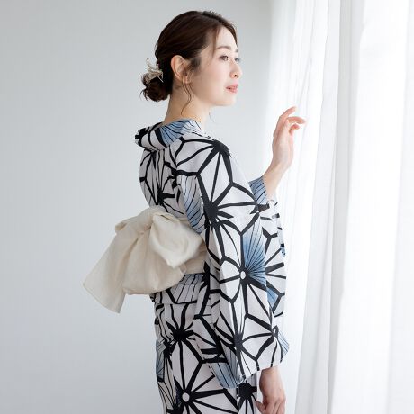 [^:sbn01-yfmset001]čՂɂ߂ȓ񕔎Zp[g3_ZbgR[fBl[gς݂̏pZp[g3_ZbgłBn͕ςDŁAЂƂGŁAzƑ̑@ۂCoolPassgpĂ܂BKxȓƌyŁAMC⎼CƓÂ钅Sn܂BXJ[gɗߌ^̏㒅HD邱Ƃŗ߂Ɍ񕔎̗߂łBȒPɒt܂̂ŏS҂ɂ߂łBXJ[gƂĂA߂ƂĂy݂܂Bdďオł̂ŁA͂シɂ܂Bт́ÂɊČŌł^Cv̑тƂȂ܂BSOUBIEÑvCx[guhwfloro by SOUBIENxit[j̗߂킹؂₩ȗ߃ZbgłBwfloro by SOUBIENx́Aڂ䂭agh̍Ő[ɒǂ߁u~vuĂ݂voASOUBIEÑvCx[guhłBWnɔꂸAV[ɋ߂aX^CWJAsAâ𖣂ƂzRZvgɐ^S߂č܂ByӎzZbge̕ύXl͏Ă܂Bтł͂܂Bfpi͎ۂF邭ꍇ܂Bn͓Kxɔ܂BTCY͖cmłB̓sA߂Ƃ͂z̐F኱قȂꍇ܂B\߂B