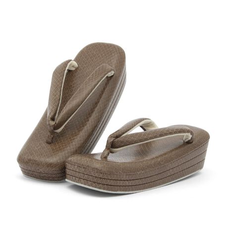 [^:sbn01-zgl0076]wѐDxސ̐Uюpɂ߂ȑUюpɂ߂ȁuѐDv̌IȍłBNR_CpC\̑ɁAfނ̕@}Ă܂BfރNR_CpC\͂^͍镗łB́A悢ŃNbVɂx񂾎OcłBVѐŜIȑ́Al̐U⑲Ǝ̌тJWẢ؂₩ȒɂłBɂ́A~߂̃S䂪tĂ܂B@ɂ́ANёfނ{Ă܂B̏oꂪ₷ACCh~܂B́u8mmEVAvfނgpō̗SnǋuHi-NbVvłB\tgȑGŁAs̏ՌAIɋz܂BԗĂ̔yʂ҂ł܂B⍘ւ̕Sy邽߁AoŒԕꍇɍœKłBڂ̉炵łȂA₷ɂiłBʓIȑ̂fUCAIŒꂵۂo܂B؂ȋLOʂȓ̑ƂāAFBƂ͂ЂƖR[fBl[gɂpByӎz͑PiɂȂ܂B≺ʂȂǂ̗́A܂ƕ@̌`󂪕ω邽߁Âԕi͏Ă܂BӂB