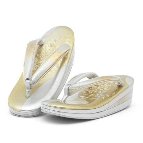 [^:sbn01-zgl0077]Ǝ␬lA瑕ɂ߂ȍiȔYAp̍łBV͌^ō̉ԁX𕂂オ点Atɗ{iȃfUCŁAtH[}ȏɂӂ킵Y킹܂B́A悢̎OcłBl̐U⑲Ǝ̌т͂A̗K⒅ɍ킹ĂfGłB́AnEl̎dɂdグꂽAM̍{łBɂ́A~߂̃S䂪tĂ܂B̑ɂ͓KxȃNbVAsɂ鑫ւ̕Sy܂B@ɂ̓\tgȑfނ́uDԏvgpĂ܂B̏oꂪ₷A@h~Nёfނ{Ă܂B𑫉Ă邾łȂAKȒpT|[g܂Bڂ̉炵łȂA₷ɂiłB؂₩ō闚́AƎ⌋Ȃǐ̓ɂg܂B̎dグƂȂiȑŁAN̔py݂Byӎz≺ʂȂǂ̗́A܂ƕ@̌`󂪕ω邽߁Âԕi͏Ă܂BӂB