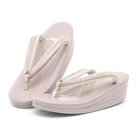 [^:sbn01-zgl0080]Ǝ␬lA瑕ɂ߂ȍiȔYAp̍łBVƕ@A͉₩ȃGiHłB̌~̃`[t̒𕬂グVѐŜfUCłB́A悢̎OcłBl̐U⑲Ǝ̌т͂A̗K⒅ɍ킹ĂfGłB́AnEl̎dɂdグꂽAM̍{łBɂ́A~߂̃S䂪tĂ܂B̑ɂ͓KxȃNbVAsɂ鑫ւ̕Sy܂B@ɂ̓\tgȑfނ́uDԏvgpĂ܂B̏oꂪ₷A@h~Nёfނ{Ă܂B𑫉Ă邾łȂAKȒpT|[g܂Bڂ̉炵łȂA₷ɂiłB؂₩ō闚́AƎ⌋Ȃǐ̓ɂg܂B̎dグƂȂiȑŁAN̔py݂Byӎz≺ʂȂǂ̗́A܂ƕ@̌`󂪕ω邽߁Âԕi͏Ă܂BӂB