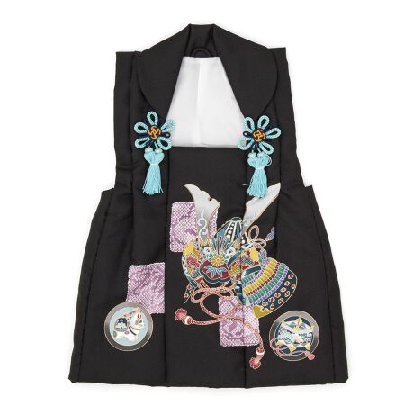 [^:sbn01-hifu0004]a_ȂRΒj̎q̔zR[g܎O₨{Qɂ߂ȁAj̎qp̔zR[głBV{̂kɁi߂jfނɁAȂǗYXGApڂŕr؂Ȃ悤ɖDꂽGH͗lŕ\Ă܂Bn͌グς݂ł̂ŁADt̕KvȂA͂Ăɂ܂BzƂ́AmłWxXĝ悤Ȃ̂łBѕBƂł邽߁Aт͍RőpłȂǁAł̒tȒPɂȂ܂BaɊĂȂqւ̕S炵ACɗVł邤ɑтĂ܂Sz܂BzEꍇ́AtȒPŒ߂ȂALbYтȂǂgpƕ֗łBV󓙂ɂ}ȗ\ύXɂΉłAԋp̕KvȂ߁AẑwI΂͑Ⴂ܂B邭N₩ȔzFŁAʐ^ɎBꂽpYłB̔zR[gŁAfGȂj̓}Byӎz{i͔zR[gPiłB͕t܂BӂB