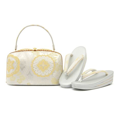 [^:sbn01-bz0080]ʂȓɂ߂ȍobOZbgiȔYAp̑obOZbgłBobOƕ@ɂ́APŗ⎵ɉԓȂǂ`[tɂ{`̕lD荞񂾃fUCŁAtH[}ȏɂӂ킵Y킹܂B̑́A悢̎OcłB́AnEl̎dɂdグꂽAM̍{łBp[eB[ւ̂Ă΂̍ہAK⒅AtFnȂǂ̃tH[}ɂ悭܂BobO̊J́A{F̃t[łB傫J܂̂ŁAgڂŕȀoɂ֗łBp`Ƃ܂A^т̏łS܂BzȂǂ[łpIȑ傫łBɂ͖hTCỸRpNgȃ|PbgĂ܂Bʂɂ4_̒e{Ae[uȂǂɒuۂɉꂪt̂h܂B̗ɂ́A~߂̃S䂪tĂ܂Bɂ͓KxȃNbVAsɂ鑫ւ̕Sy܂B@ɂ̓\tgȑfނ́uDԏvgpĂ܂B̏oꂪ₷A@h~Nёfނ{Ă܂B𑫉Ă邾łȂAKȒpT|[g܂Byӎz≺ʂȂǂ̗́A܂ƕ@̌`󂪕ω邽߁Âԕi͏Ă܂BӂB