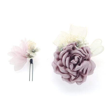 [^:sbn01-kaz0198]Uюpɂ߂Ȕ2_ZbgãwAX^CʂAԂ̔2_ZbgłB₩ȉԂт̃oⓧ̂ԁAݑtFCNp[ɃI[KW[̃{A[X̉ԂYꂽRT[W͉؂₩ȕ͋CłBl⌋Ȃǂ̐UAƎ̌юpȂǂɂ悭łBԂẗ̍̓C[ɂȂĂ܂̂ŁA wAX^Cɍ킹Ċpx𒲐鎖\łB傫Ȕ̗ߋ̓R[ijAȔUsł̂ŁAɍ킹Rȑgݍ킹łgp܂BwAX^CɂĂgo܂̂ŁAւd󂷂ACełB肰ȂwAAWÃIVɍ܂B͊Ɉԋ߂̑iȂ̂ŁAƂĂdvȃANZT[łBɂȂ钅̕⏬͋̕Cɂ킹ĂIтƒȂ܂Ƃ܂܂B̔Aʂȓ̒pɂЂ𗧂ĂByӎz\LTCY͎ۂ̍̐lłBp[čɂĎۂ̃TCYɌ덷ꍇ܂B\LTCY͕tUsłBi̐A␅AC̉eŐF`ꂪꍇ܂B