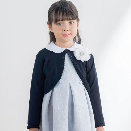 [^ԁF1725-60551]TChイ{ԃfUC̃J[fBKBł킹₷zCgAlCr[Ay[O[3FWJBԂ̌`{^肰ȂACeBs[XWp[XJ[g̏ɉHD΁A┭\̂΂V[ɂf1łBUVJbg@\Ă̂œ悯ACeƂĂ͂AG߂̕ςڂĂ̗[悯ƂĂV[YʂĊ􂵂Ă܂ByVwRNVzyTartine et Chocolat@(^eB[k G VRjz1977NɐݗꂽAjtX̎quhłBtX̓`Iȏ㎿킸AV[YVC[WĂ^eB[k G VR ́Aݗ̑z󂯌piĂ܂B{ł̏íAtX̃IWiijƂāA{̎qB ɎJ[fUCɃAWAWJĂ܂B