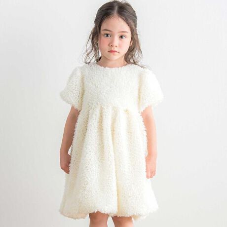 [^ԁF1721-71526]e[v`[Ŝɂ{[Ղ̏̎qps[XBӂӂƂtFU[̂悤Ȍڂ̃e[v`[ׂ̍ȃtڂfUCBXJ[g͐ɃSĊۂ݂̂o[̃VGbgB؂ւɂ̓^`[ăANZgɁBɂMU[ĂӂƂo[̃VGbgɂȂătF~jȕ͋CBwt@Xi[JŃ`[̃J[ƍ킹S[h̃J[Ń|CgɂȂĂ܂BnByTartine et Chocolat@(^eB[k G VRjz1977NɐݗꂽAjtX̎quhłBtX̓`Iȏ㎿킸AV[YVC[WĂ^eB[k G VR ́Aݗ̑z󂯌piĂ܂B{ł̏íAtX̃IWiijƂāA{̎qB ɎJ[fUCɃAWAWJĂ܂B