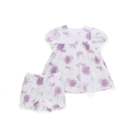 [^ԁF1702-72010]}eBbNȂvg̎qxr[pu}ts[XBI[KjbNRbg̃XgCvngpɗDƂSnŒgȂ邱ꂩ̎ɂ҂Iɂ肰Ȃꂽ{ANZgɁBɃSĂӂL鑳ɂƂႢ܂B{^ɂTartine et Chocolat̃S͂Ă肱肪l܂PłBRƂtHu}Ƃ̃ZbgR[fBl[gy炭IV[ỸXJ[g(1731-72012)As[X(1721-72011)WJĂ̂ŎoŃNR[f߂łB̏o͐nْ̍fɂ__قȂ܂ByTartine et Chocolat@(^eB[k G VRjz1977NɐݗꂽAjtX̎quhłBtX̓`Iȏ㎿킸AV[YVC[WĂ^eB[k G VR ́Aݗ̑z󂯌piĂ܂B{ł̏íAtX̃IWiijƂāA{̎qB ɎJ[fUCɃAWAWJĂ܂B