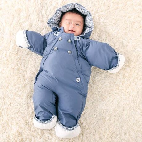 [^ԁF1757-77116]-25AW-oeBЂAdelajda(AfW)gpj̎qpoM[I[BfUC򂪂肵ƂG肪́A^t^fނgpj̎qpoM[I[łBt[hEpCsO̓oeBvgɂȂj̎q炵fUCłBe[}̂Ƃ̍̋ԋDԂ̃`[t烊oeB̐ƌ̓ɂȂĂ܂BOg̉Eɕt肰Ȃby|CgɁB80cm܂Œp\Ȃ̂Œgp܂Bf/@\\̓^t^fނŗё̒t[XfނɂȂĂ_炩ȑfފŌŷłBn͂ƂSn̓VngpĂ܂BHꂽngpĂ̂ŏ̉JȂǂhƂł܂Bt[hOƂôŃoM[ɏt[h֎~̕ۈ牀ȂǐԂɂƂăt[h܂Ȏɂ͊OƂł֗łBƑ̓NƂЂԂƎ葫Jo[鎖łA₽Ԃ̎葫܂B80cmɂ͑oTCYŕƂ\łByAdelajda z AfW1940NƁuall that jazziI[EUbcEWYjvے长łB1744-77077F}g1753-77033FxXg̏o͐nْ̍fɂ__قȂ܂BnBH͑Oҋ@֔F؍ςłB25H~ACe2025NH~RNVe[}ypays des feesz@yCB f tF@- Ƃ̍ -2025fAW̓uWECEGKXENVbÑL[[hڂ鍡V[Y_NeBIł́wƂ̍xe[}ɕ\Ă܂BTue[}Ɂuchateau EubellevEuconte de feesvƂb3̃e[}iŖ̂fUCɗƂł܂Byfillot de bebe reduction (tBEfExxE_NeBI)z[bp̃xr[ӎAiŐꂽVv؂ɐVƂĂ̋@\AgĥꂽX^CĂ܂BuNVbNv=ՓIȈSumX^WbNv=CXs[gʂ2̃eCXgAԂ̓IȃpX^C\uhłB