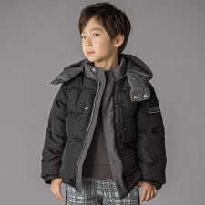 ベベ プチ ポワ ヴェール(BeBe Petits Pois Vert)の配色タフタ切り替えダウンコート(95~160cm)