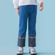 【店舗限定】配色刺しゅう切り替えストレッチデニムパンツ(95～150cm)