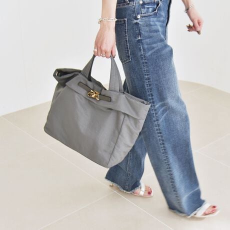 [^ԁF610000002]quaranciellC2wayg[gobOVF̃`R[O[oIfUCtg̋fUCƁAƂّ̈fMIX|Cg̃obOByĎ₷fފƁAA4Ή̃TCYŁAʋΗpɂg܂BO\ȃV_[xg̓pC\ŁAR[fBl[g̃ANZgɂB̃TChXibv{^𗯂߂邱ƂŁAʂɍ킹ăLbƏ`ς邱Ƃł܂Bdl|PbgFɂQit@Xi[tPAt@Xi[̏߂PjAOɂPi^ubg[\ȃTCYjFd؂薳Aߋ̓}OlbgR[fBl[g[ł̂ŁAʋ΂ʊwɂ͂Ad̃KW̏KƂ̒ւ܂BIṼ}U[YobOɂprI΂g܂BJWAȃX^COŕigĂ̂͂AItBXJWAɂރfUCȂ̂ŁAONOFFǂł劈BEC背[x̂߁AX܂ł̓WJ͂܂BTCg̃J[\LƏi^ÕJ[قȂꍇ܂B܂BV_[̍̐ĺA܂߂łBfނ̓AoN򉻂܂Bgp̗LɊւ炸AoN򉻂͐is܂B炩߂Bfފ肢ߓVRfލfނɂ炸̐F̐Sz܂̂ŁACyщJV̂gp┒n̈ߕ𒅗p̍ۂ͂ɂ͏[ӉBޓ̃bL̑ϋv͎ނɂقȂNƂƂɕωĂ܂BbLꕅHAߕɕt邱Ƃ܂̂ŁAӉBƖ̊֌Wp\REX}[gtHȂǂ̊ɂAFقȂČꍇ܂Bi̐F́Aڍׂ̃Abv摜QƂBipׂɁAAeV^OEl[KmF̏Ap͂舵B摜̏i̓TvłBۂ̏iƎdlAHATCY኱قȂꍇ܂B]]Instagramł̓ACeV܂]]