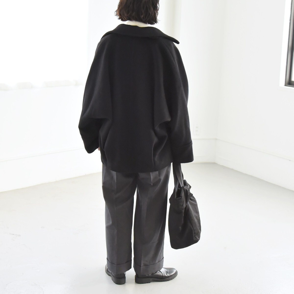 quaranciel: ウール ステンカラー コクーン ミドル コート