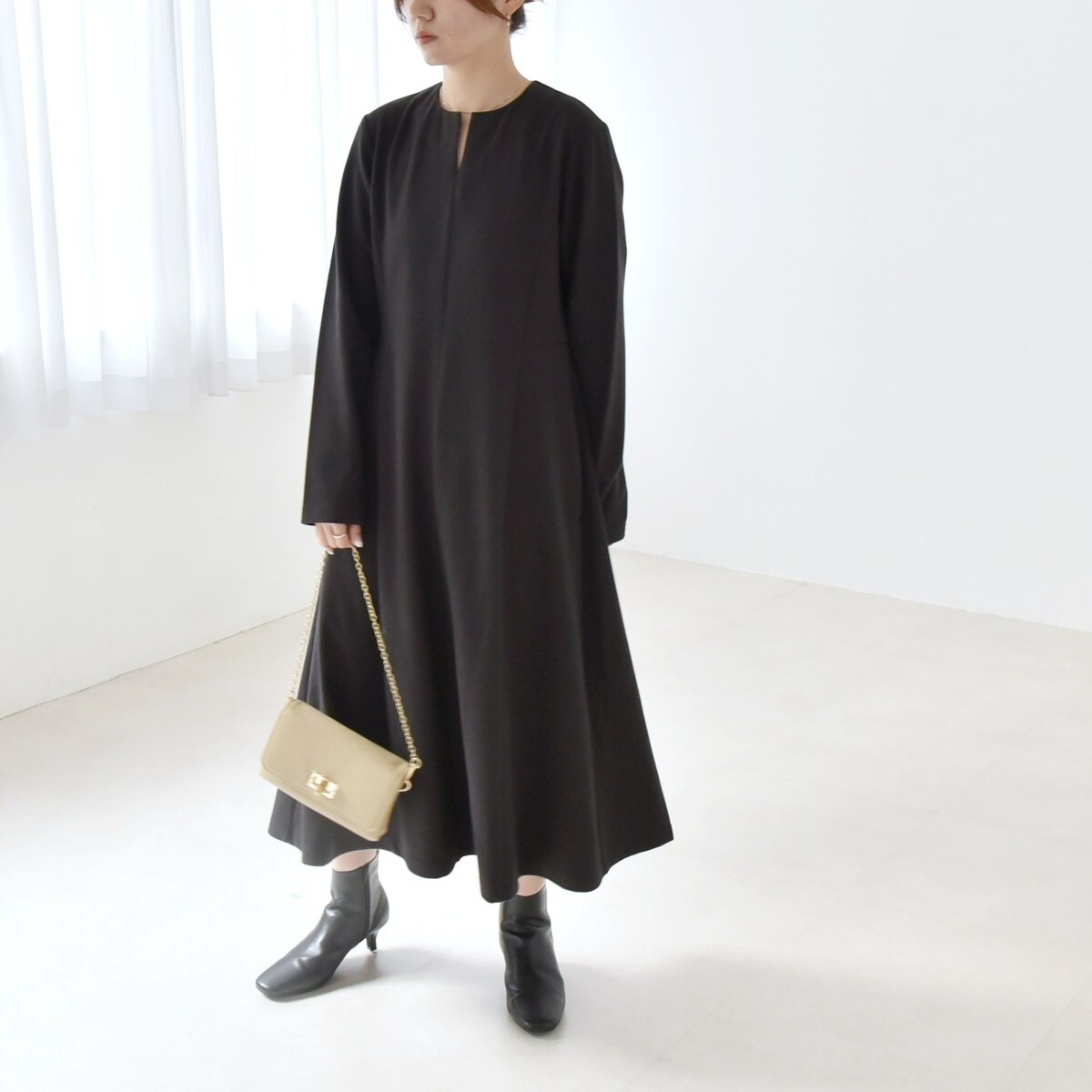 a*a様 UN3D.　ボンディングフレアワンピース　グレー　アンスリード　ジャン UN3D.（アンスリード）の「ボンディングフレアワンピース（ワンピース