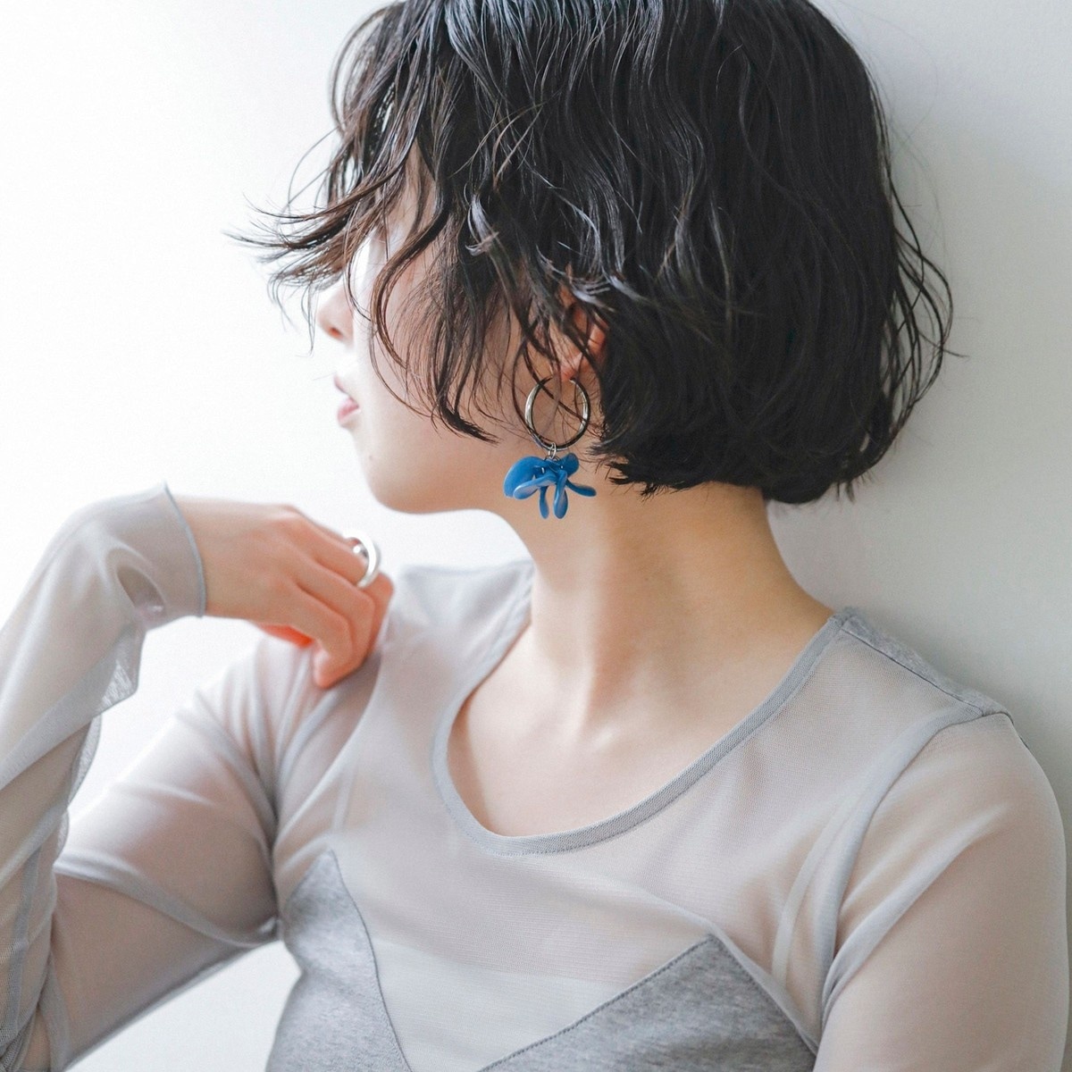 quaranciel: カラー フラワー フープ ピアス