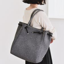 《予約》quaranciel: パンチング ロープ デザイン トート バッグ（A4対応）