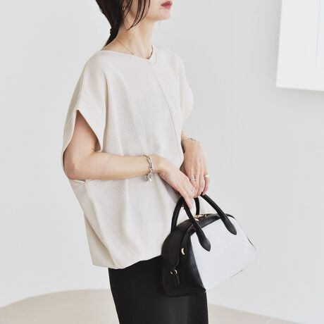 [^ԁF612040006]2025AWquarancielfUChXgdlɂȂAVGbgωy߂Jbg\[oBۂ݂̂RN[VGbgɂAƍiăo[ɂAW\BiȌ򊴂Ɖʂ̂|GXexAfނŁAGߊ̂X^COy߂܂BLChX[úACɂȂ錨̘rRɃJo[B񌳂͐VlbNł茩AIoSĒꒅłBfށEƒ\i@OKjEʂ̂W[WfށR[fBl[gfjȂǒԃ{g킹͂Ai΃tA}LVXJ[gȂǃ{[̂{gƂoXǂ킹܂B^CgXJ[gƍ킹āAVGbg̃RgXgyނ̂߁BVvȂ̂ŁAANZT[̏d˕t̂fGłB-------------------------------------ň݁FԐLkFLF򊴁F􂢁F-------------------------------------yX^btpRgzg:156cm/̌^:אg/iTCY:S/pTCY:ONE SIZETCYF̂̉jTCYBg͂ȂłB̓t`X[uœ̘r܂ŉB܂B̓hXgȂƃqbv܂łۂB钷߂̃`jbNłBSnFȂnŒSnǂłBe͊ĴŁACi[͕K{łB-------------------------------------ڍגpX^bt:156cm@pTCY:ONE SIZEEC背[x̂߁AX܂ł̓WJ͂܂Bfނ̓AєAщH̗ꂪꍇ܂̂ŁACɂӂBєۂ́AG`PbguVŎ菜ĂBƖ̊֌Wp\REX}[gtHȂǂ̊ɂAFقȂČꍇ܂Bi̐F́Aڍׂ̐nAbv摜QƂBipׂɁAAeV^OEl[KmF̏Ap͂舵B摜̏i̓TvłBۂ̏iƎdlAHATCY኱قȂꍇ܂B