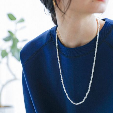 [^ԁF619200003]2025AWquarancielWp[̃lbNXBԂȒWp[炩Ȍ򊴂A炵ĂĂ܂BTVcXEFbgȂǂ̑lJWAt@bVZj[IP[WȂǃtH[}ȃV[܂ŕLg܂BV[킸AĂƏd󂷂~j}ȃfUC̃p[lbNXłByHELENAzHELENÁuVv̒̃fBe[A̒̓ʂv𗝔OƂA㏗̂߂̊LŎpIȃANZT[ĂuhłBߓxɂȂ炸@ׂȃfUCʂāÃX^COɂ肰ȂANZgApƔ̗ǋĂ܂BEC背[x̂߁AX܂ł̓WJ͂܂BA傫Ɍ̍܂BƖ̊֌Wp\REX}[gtHȂǂ̊ɂAFقȂČꍇ܂Bi̐F́Aڍׂ̐nAbv摜QƂBipׂɁAAeV^OEl[KmF̏Ap͂舵B摜̏i̓TvłBۂ̏iƎdlAHATCY኱قȂꍇ܂B