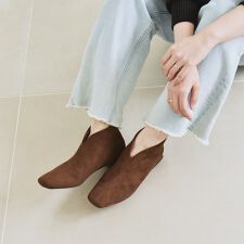 カランシエル(quaranciel)のquaranciel: Vカット スクエアトゥ ショート ブーツ