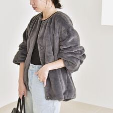 quaranciel: フェイクファー ノーカラー ショート ジャケット