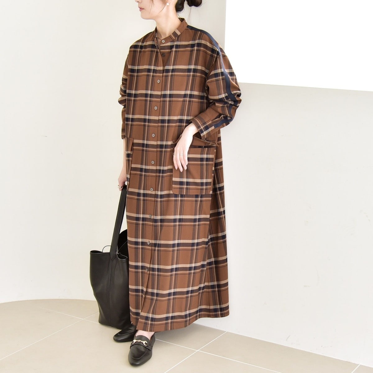 美品＊Noble ノーブル ラウンドネック バイカラー フレア ニットワンピース Noble（ノーブル）の「ラウンドネックバイカラーニット