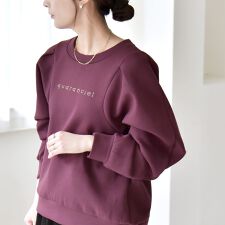 quaranciel:〈洗濯機可能〉スタッズ ロゴ ダンボール スウェット プルオーバー