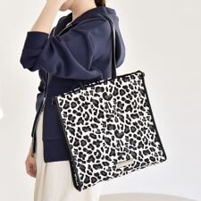 《予約》quaranciel: 2way アニマル パイピング 巾着 トートバッグ（A4対応）