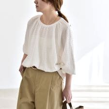 《予約》quaranciel:〈洗濯機可能〉ジャカード ジャージー クルーネック プルオーバー