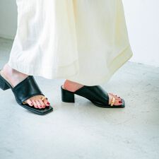 quaranciel: トゥリング メタル ヒール サンダル