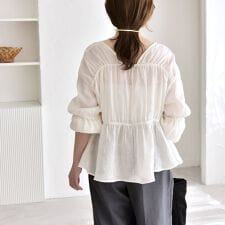 quaranciel:〈手洗い可能〉ラミー ギャザー リボン ティアード ブラウス