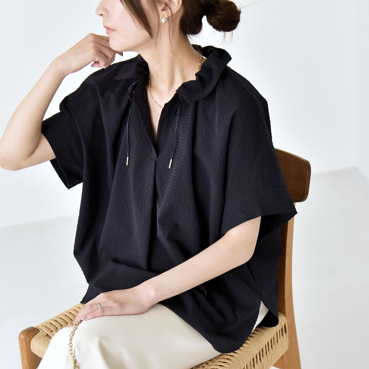 quaranciel サッカー ドロストカラー スキッパー シャツ ブラウス quaranciel:〈手洗い可能〉サッカー ドロストカラー スキッパー シャツ