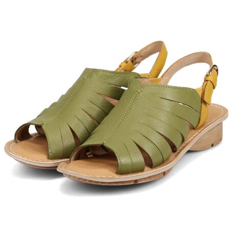 [^:GFL20145]VeB St City Golf  u₩ȃT}[T_肨߂ĂfUĆAT_ƂɂV[YłB