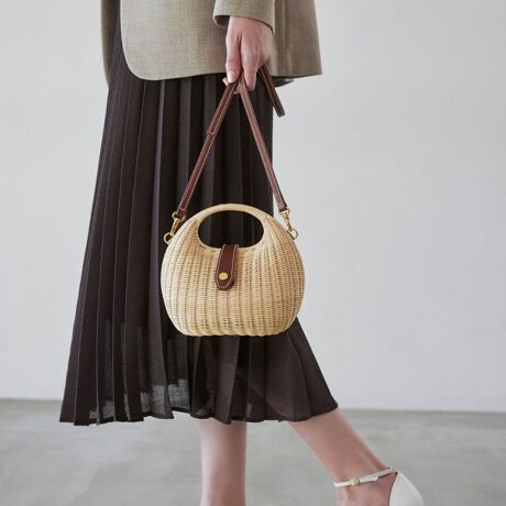 [^ԁFK1104504__]ۂ݂ттfUC͂̃oXPbg~jV_[obOׂ^@ׂɕ҂ݏグoXPbg~jV_[obOłBۂ݂тт̓IȃtHƊɂ₩ȋȐ͎ƂȂł͂̏㎿ȎdオƂȂĂ܂BtbvƃV_[̋vɃXeb`{A肰ȂANZgĂ܂Bvƃ^̈قȂ鎿fފy߂鏤iłBRpNgTCYȂzgт[͂QłB̏i̓Tvł̎BesĂ܂Bۂ̏iƃC[WAdlقȂꍇ܂B