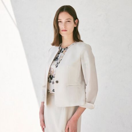 [^ԁFK1E47585__]ƂtgfUC̃m[J[WPbgyfށz@ׂȃT}[E[̑fނgpĂ܂Bhk̎gpA^ꂵɂꂢȕ\ʊ̑fނłBȂiȌƊ炩ȔG킹fނłBŎ􂢂łC[W[PA|CgłByfUCzEhJ[ɃtgCVJbĝƂۂ^WPbgłB{^OĒpĂꂢȃVGbgɂȂ悤ȃfUCɎdグ܂BZ߂̏䊴Ńs[X킹oX̎ꂽR[fBl[g܂Bfނ̃XJ[g(K1S34585)Ƃ̃ZbgAbvŏiȃX[cX^CO܂BlXȃV[ŕL􂷂ꒅłBx[VbN񂵂̌lCr[Ə_炩Ȉۂ̃jAXx[ŴQFWJłBfނ̃XJ[gFK1S34585̏i͈ꕔX܂ƃICXgA菤iłBfifBe[摜j:H168 B78 W59 H83 pTCY:6