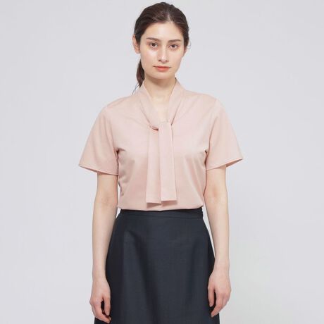 [^ԁFK1P05582__]KȒSñW[WfރvI[o[yfށz_炩ȕ̖ȎƃXgb`̂|GXegpfނgpĂ܂BW[WfނȂẑ悤ȃnƊ炩ȕ\ʂfނłBSn̗ǂƂƂG肪ƂȂĂ܂B yfUCz{E^CfUC̃Jbg\[vI[o[łB{E^C͈ꊪłꂢɊdlɂȂĂ܂BꖇŏiȃX^COɎdオقAWPbg̃Ci[ƂĂ􂷂ꒅłBrWlXV[炨oV[܂ŕL񂵂ł܂BpcAXJ[g킸lXȃ{gɍ킹₷\ACełBR[fBl[gɎ₷x[VbNJ[̃zCgƃlCr[ɉAڂ䂭zƂۂ̃u[ƗD͋CCgsN̂SFWJłBŎ􂢂łEHbVudlłBfifBe[摜j:H168 B78 W59 H83 pTCY:6