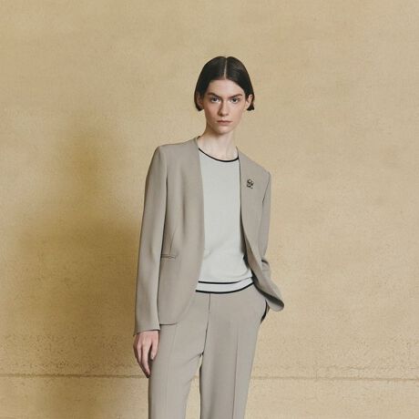 [^ԁFK1E22615__]V[vȈۂ̃m[J[WPbgyfށzgAZe[gƃ|GXegpobNTenfނgpĂ܂BKxȃXgb`ƃh[v̂iȑfނłB}bgȎłƂ\ʂ̑fނłBʂ͊炩ȔGƂȂĂ܂BŎ􂢂łC[W[PA|CgƂȂĂ܂ByfUCzƂۂ̃m[J[WPbgłBtAʂ̗ǂdlɂȂĂ܂Bɂ̓XbgĐ܂ԂȂiɎdオ܂Bfނ̃pc(K1R14615)Ƃ̃ZbgAbvŃX[cX^CO܂BCi[Ƀvg̃uEXJbg\[Ȃǂ킹ăGKgȃR[fBl[g߂łBrWlXHȂǃV[킸􂷂ꒅłBfނ̃WFK1E23615fނ̃pcFK1R14615fifBe[摜j:H168 B78 W59 H83 pTCY:6