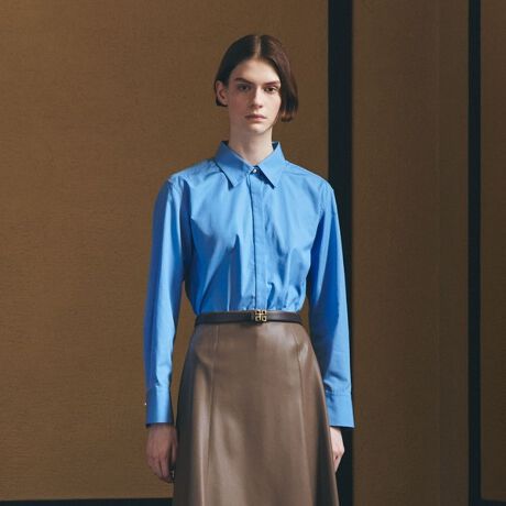 [^ԁFK1L08611__]p[{^|Cg̃VcuEXyfށzהԎ̖ȎxɐDグꂽnŁAߍׂ₩ȕ\ʂfނgpĂ܂BiȌƏ_炩炩ȔG肪̑fނłByfUCzRpNgVGbg̒[ȃVcuEXłBNbvhŐAEgX^COꂢɎdオ܂B{^ƃJtXɃp[{^{AfUC|Cg܂BOĂ̓qNdĂŏiɎdグ܂BǂhbvV_[fUCŕLV[Ŋ􂷂ꒅłBꖇł̒p͂AC[hX^COŋ݂oȂiȃgbhX^C肾܂BŎ􂢂łEHbVudlłBfifBe[摜j:H168 B78 W59 H83 pTCY:6