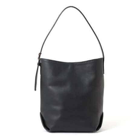 [^ԁFK1110600__]ACRjbNȃobNiȃV_[obO㎿ȃ\tgU[gpAiȃtH̃V_[obOłBV_[ɂ́APaul Stuart̓łP`[tɂIWiobNgpfUC|CgƂĂ܂BV_[̒𒲐߂łdlɂȂĂAX^COɍ킹ănhobÔ悤ɂgpł܂BA4TCYTCYŁAKiƎ܂܂B̏i̓Tvł̎BesĂ܂Bۂ̏iƃC[WAdlقȂꍇ܂B