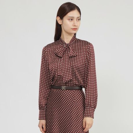 [^ԁFK1L11621__]_ȃJ[Õvg{E^CuEXO[(05)̕iԂɂčēׂ܂FK1L11628yfށzהԎ̎dgDɐDꂽobNTeA[̔fނgpĂ܂BTe\gāAiȌ򊴂o܂BKxȃnƂƂ炩ȔG肪̑fނłByfUCzꒅłƊo{E^CuEXłB{E^C͈ꊪŊȒPɔ܂fUCɎdグ܂BCɕ񂾃hbg̓WPbg̃Ci[Ƃč킹Ă_ȈۂɂȂ܂Bfނ̃XJ[g(K1S09621)Ƃ̃ZbgAbvŃs[X̃X^CO߂łBVbNjAX̂X^COO[Əiŗۂ̐[݂̂{h[̂QFWJłBfނ̃XJ[gFK1S09621fނ̃s[XFK1J06621Ŏ􂢂łEHbVudlłBfifBe[摜j:H168 B78 W59 H83 pTCY:6