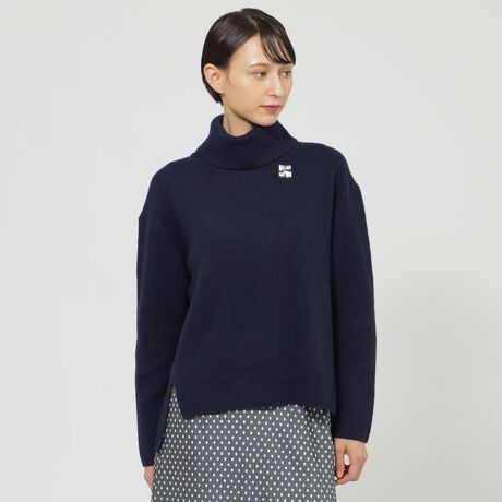 [^ԁFK1N22681__]bNX̂It^[gGKgȃjbgvI[o[yfށzI[XgÃW[nŐr̗rтgpĂ܂BFx̏xfނőN₩ȐF\Ă܂B_炩ȕƔGŊ炩ȕ\ʊ̑fނłByfUCzbNXƃGKg肾jbgvI[o[łB^[g͒ǂɉAXgXt[ȒpƂȂĂ܂B͂ƂVGbgȂ̕Ғnuɂ邱ƂłƂۂɎdグ܂BɑO㍷ɃXbgAꖇłfACełB^[gVcuEX݂̋郌C[hX^CO߂łBpc킹XJ[g킹Ȃǃ{gI΂Ȃ񂵂̌ACełBfifBe[摜j:H171 B77 W59 H87 pTCY:6