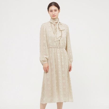 [^ԁFK1J14661__]\ʊ̂؂₩fނ͓Iȏis[Xyfށz[̋Qgpƃn̂fނłB̓JbgWJ[hŕ\\ʊ̂؂₩ȑfނƂȂĂ܂BD荞݁A肰Ȃ߂iȑfނłByfUCzꒅŉ؂₩ȃR[fBl[g܂郏s[XłB݂͎܂ƉfoVlbNfUCɎdグ܂BEGXg̓SdlŃn̂VGbgɎdグARȃuEWÕX^CO܂Bgɂ̂ݗnA̓VA[̂iȈꒅłBt̃{E^CŎ񌳂Ɋĉ؂₩AEGXg}[NƒȂy߂܂Bo[WPbgjbgWPbg킹X^CO߂łBfifBe[摜j:H168 B78 W59 H83 pTCY:6