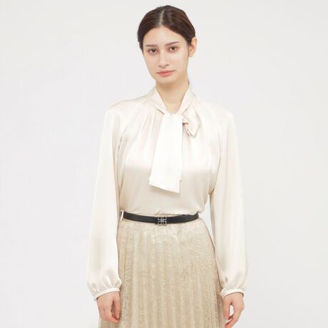 [^ԁFK1L24659__]؂₩ƃGKg肾TeuEXyfށzC[W[PAȑfނȂVN̂悤ȌƊ炩ȕ\ʊiȃ_uTefނgpĂ܂BGKgȃh[vƗIȑfނłBǂŃV[Y킸płfނƂȂĂ܂BɂȂɂh퐫̋@\|CgłByfUCzfނ̃GKg{E^CuEXłBOɐ[߂̃^bNfUC{Afނ̗iɕ\fBe[ƂȂĂ܂BOX[ułƂSn肾܂BɒǂʂAOWA[̂ꒅɂ܂BnF̃v[cXJ[gƍ킹g[Ig[̃R[fBl[gGKgȃIP[WX^CɎdオ܂BfifBe[摜j:H168 B78 W59 H83 pTCY:6