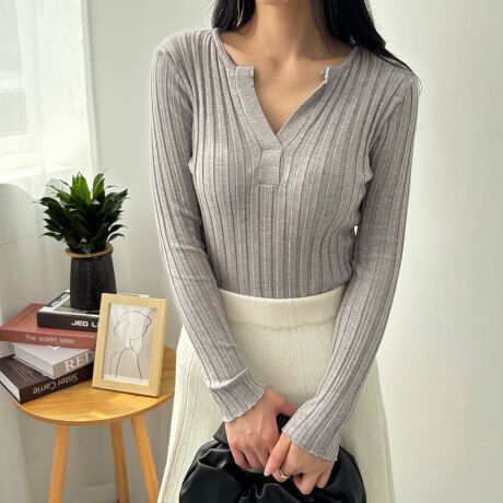 [^:ri-top-0553-c]tȃX^ClH~jbgB ƊJVlbNfUCŁAfRe܂B c̃CGKgŏ炵钅R[fy߂̂Ł {gXɂ͂ꂢFpcɃCĂƂ܂Ƃ߂Ă݂ĂXX ꊴ̍Vvǂꂢ߂ɒȂꒅłB 񂵗͔QȃJbg\[̓R[f̖ ӎ Eg̃j^[[ɂAEFۂ̏iƈقȂČꍇ܂B E\LTCY͑ɂ1`2cm̌덷ꍇ܂B ܂B