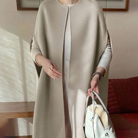 [^:ri-au-0004-c]̃R[fɂƉHD邾őlۂۂvXĂm[X[uR[gB̊̂VGbgGKgŁAŜ߂Ă܂Bn̂ƂfUCȂ̂ŁAXJ[gpc܂ŕLX^Cɍ킹遝̃Ci[VGbgŁA^~܂ŊłACeł􁡒ӎEg̃j^[[ɂAEFۂ̏iƈقȂČꍇ܂BE\LTCY͑ɂ1`2cm̌덷ꍇ܂B܂B