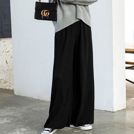 [^:ri-pt-0063-c]ql̖xAs[gwoĂ܂Ĩv[c}WbNpćAcCv[cVGbgoǂȑ̌^łfUCłBǂȑ̌^ɂtBbg悤ɁAql̐ɃfUCꂽTCYWJ񋟂Ă܂BL̃EGXgS͒ߕtȂbNXQŃXgXt[BDw_CGbg̕ɂSĒȂVGbgɂȂĂ܂BɁA֗ȃ|PbgtŁA@\ob`łB`L@\tv[c͐ɂAVɂȂɂfނgpĂ܂BsrWlXV[ɂ҂łB@ɂƃv[cꍇ̂ŎR悤ɂ肢v܂BJV~Afނ͖̐ыʂłk񂾂肷̂h߁h􂢁h悤ɂ肢܂B@Ŋ̂NGŕKR悤ɂ肢܂BݑΖłLѐLуufނŃXgb`Ă̂ŁAyɗ₷AIIt킸₷ACełBLxȃJ[oG[VŁAql̖xD݂̃J[FႢł̃s[gwI荠iŁAfUĆAs[^[o̔閧łBv[c}WbNpcɓāAȂKȗSnX^CAbvĂIŵɁAقƂǒp邱ƂȂBxwfUCɖOāAPV[YpĂ̂Ƃ̓N[[bg̒Bx̂悤ȎԂȂƂv"ig₷Apł"i܂BsɍEȂfUCVvȂ̃fBe[R[fBl[g̕L邱Ƃӎ܂BɋAVɂȂɂfނgpĂ蒷p܂Bypł邱ƂŁAɂvzi𒷂pƂŁAɂv邱Ƃł܂Bymaison de LATIRlSDGszSDGsɑ΂lg݂͐lꂼقȂ܂B̐SDGs@lXŊɗǂfނgA}肷邱Ƃl܂Bmaison de LATIRłSDGsƃt@bVZwSLȃ~j}YxRZvgɌf܂BySLȃ~j}Y̎zɗǂfނ͎ɒliȂ邱Ƃ܂At@bV͐SLɊyނ̂ƍl܂BŁAmaison de LATIR͈ȉ3̗vf؂ɂĂ܂B1.yt@bVyށz2.ypł邱ƂŁAɍvz3.yR[fBl[gAig₷zmaison de LATIRĂt@bVɂSDGs͎荠ȉiŃt@bVy݂ȂAp邱ƂłBsiłɐF򂹂̂ł͂ȂgpłfUCƕid邱ƂSDGsɍvłƍl܂Bmaison de LATIŔySLȃ~j}Yz邱ƂłqlƊɔz\ȃt@bVCt񋟂ƂڎwĂ܂BubNx[WuEO[GNx[Wu[J[L[`R[sNTbNXu[zCgO[O[Cu[_[NO[JV~AubNyH~fރTCYzM 95cm EGXg60cm`76cm qbv106cm ҉64cm 62cmL 97cm EGXg64cm`80cm qbv108cm ҉65cm 63cmXL 100cm EGXg66cm`84cm qbv112cm ҉66cm 64cm