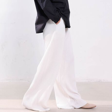 [^:ri-pt-0063-c]ql̖xAs[gwoĂ܂Ĩv[c}WbNpćAcCv[cVGbgoǂȑ̌^łfUCłBǂȑ̌^ɂtBbg悤ɁAql̐ɃfUCꂽTCYWJ񋟂Ă܂BL̃EGXgS͒ߕtȂbNXQŃXgXt[BDw_CGbg̕ɂSĒȂVGbgɂȂĂ܂BɁA֗ȃ|PbgtŁA@\ob`łB`L@\tv[c͐ɂAVɂȂɂfނgpĂ܂BsrWlXV[ɂ҂łB@ɂƃv[cꍇ̂ŎR悤ɂ肢v܂BJV~Afނ͖̐ыʂłk񂾂肷̂h߁h􂢁h悤ɂ肢܂B@Ŋ̂NGŕKR悤ɂ肢܂BݑΖłLѐLуufނŃXgb`Ă̂ŁAyɗ₷AIIt킸₷ACełBLxȃJ[oG[VŁAql̖xD݂̃J[FႢł̃s[gwI荠iŁAfUĆAs[^[o̔閧łBv[c}WbNpcɓāAȂKȗSnX^CAbvĂIŵɁAقƂǒp邱ƂȂBxwfUCɖOāAPV[YpĂ̂Ƃ̓N[[bg̒Bx̂悤ȎԂȂƂv"ig₷Apł"i܂BsɍEȂfUCVvȂ̃fBe[R[fBl[g̕L邱Ƃӎ܂BɋAVɂȂɂfނgpĂ蒷p܂Bypł邱ƂŁAɂvzi𒷂pƂŁAɂv邱Ƃł܂Bymaison de LATIRlSDGszSDGsɑ΂lg݂͐lꂼقȂ܂B̐SDGs@lXŊɗǂfނgA}肷邱Ƃl܂Bmaison de LATIRłSDGsƃt@bVZwSLȃ~j}YxRZvgɌf܂BySLȃ~j}Y̎zɗǂfނ͎ɒliȂ邱Ƃ܂At@bV͐SLɊyނ̂ƍl܂BŁAmaison de LATIR͈ȉ3̗vf؂ɂĂ܂B1.yt@bVyށz2.ypł邱ƂŁAɍvz3.yR[fBl[gAig₷zmaison de LATIRĂt@bVɂSDGs͎荠ȉiŃt@bVy݂ȂAp邱ƂłBsiłɐF򂹂̂ł͂ȂgpłfUCƕid邱ƂSDGsɍvłƍl܂Bmaison de LATIŔySLȃ~j}Yz邱ƂłqlƊɔz\ȃt@bVCt񋟂ƂڎwĂ܂BubNx[WuEO[GNx[Wu[J[L[`R[sNTbNXu[zCgO[O[Cu[_[NO[JV~AubNyH~fރTCYzM 95cm EGXg60cm`76cm qbv106cm ҉64cm 62cmL 97cm EGXg64cm`80cm qbv108cm ҉65cm 63cmXL 100cm EGXg66cm`84cm qbv112cm ҉66cm 64cm