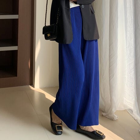 [^:ri-pt-0063-c]ql̖xAs[gwoĂ܂Ĩv[c}WbNpćAcCv[cVGbgoǂȑ̌^łfUCłBǂȑ̌^ɂtBbg悤ɁAql̐ɃfUCꂽTCYWJ񋟂Ă܂BL̃EGXgS͒ߕtȂbNXQŃXgXt[BDw_CGbg̕ɂSĒȂVGbgɂȂĂ܂BɁA֗ȃ|PbgtŁA@\ob`łB`L@\tv[c͐ɂAVɂȂɂfނgpĂ܂BsrWlXV[ɂ҂łB@ɂƃv[cꍇ̂ŎR悤ɂ肢v܂BJV~Afނ͖̐ыʂłk񂾂肷̂h߁h􂢁h悤ɂ肢܂B@Ŋ̂NGŕKR悤ɂ肢܂BݑΖłLѐLуufނŃXgb`Ă̂ŁAyɗ₷AIIt킸₷ACełBLxȃJ[oG[VŁAql̖xD݂̃J[FႢł̃s[gwI荠iŁAfUĆAs[^[o̔閧łBv[c}WbNpcɓāAȂKȗSnX^CAbvĂIŵɁAقƂǒp邱ƂȂBxwfUCɖOāAPV[YpĂ̂Ƃ̓N[[bg̒Bx̂悤ȎԂȂƂv"ig₷Apł"i܂BsɍEȂfUCVvȂ̃fBe[R[fBl[g̕L邱Ƃӎ܂BɋAVɂȂɂfނgpĂ蒷p܂Bypł邱ƂŁAɂvzi𒷂pƂŁAɂv邱Ƃł܂Bymaison de LATIRlSDGszSDGsɑ΂lg݂͐lꂼقȂ܂B̐SDGs@lXŊɗǂfނgA}肷邱Ƃl܂Bmaison de LATIRłSDGsƃt@bVZwSLȃ~j}YxRZvgɌf܂BySLȃ~j}Y̎zɗǂfނ͎ɒliȂ邱Ƃ܂At@bV͐SLɊyނ̂ƍl܂BŁAmaison de LATIR͈ȉ3̗vf؂ɂĂ܂B1.yt@bVyށz2.ypł邱ƂŁAɍvz3.yR[fBl[gAig₷zmaison de LATIRĂt@bVɂSDGs͎荠ȉiŃt@bVy݂ȂAp邱ƂłBsiłɐF򂹂̂ł͂ȂgpłfUCƕid邱ƂSDGsɍvłƍl܂Bmaison de LATIŔySLȃ~j}Yz邱ƂłqlƊɔz\ȃt@bVCt񋟂ƂڎwĂ܂BubNx[WuEO[GNx[Wu[J[L[`R[sNTbNXu[zCgO[O[Cu[_[NO[JV~AubNyH~fރTCYzM 95cm EGXg60cm`76cm qbv106cm ҉64cm 62cmL 97cm EGXg64cm`80cm qbv108cm ҉65cm 63cmXL 100cm EGXg66cm`84cm qbv112cm ҉66cm 64cm