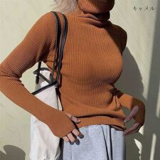 指穴付きハイネックリブニット