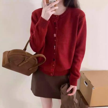 [^:ri-kt-0185-c]Z^[̃{^C̎hJfUCJ[fBKB<br>H~R[f̉J[fBKɃANZg𑫂ɂ߂̃ACełB<br>{gXƍ킹đS̓IɃXbLł䊴łB<br>{^JĉHDƂĂg܂Bɂ҂B<br><br>ӎ<br>Eg̃j^[[ɂAEFۂ̏iƈقȂČꍇ܂B<br>E\LTCY͑ɂ1`2cm̌덷ꍇ܂B܂B